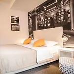 Park, & Entertainment Hotel