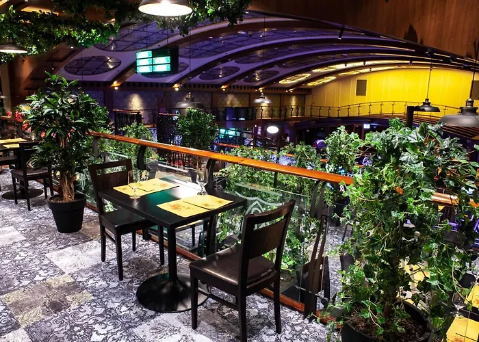 Park, & Entertainment 4*