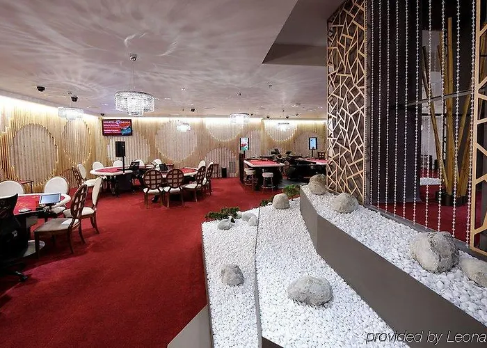 Park, & Entertainment Hotel 4*